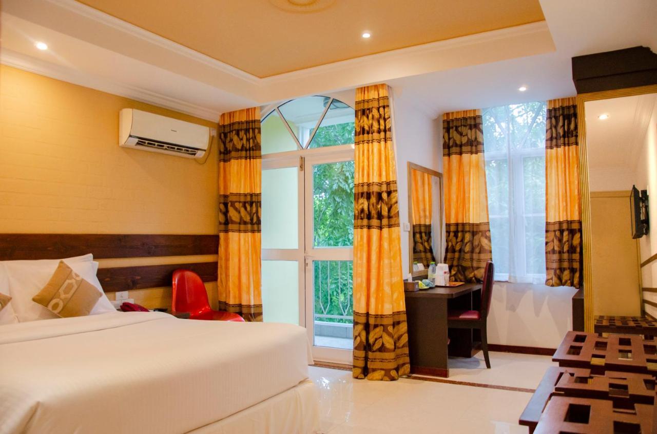 Rij Hulhumale Hotel Екстериор снимка