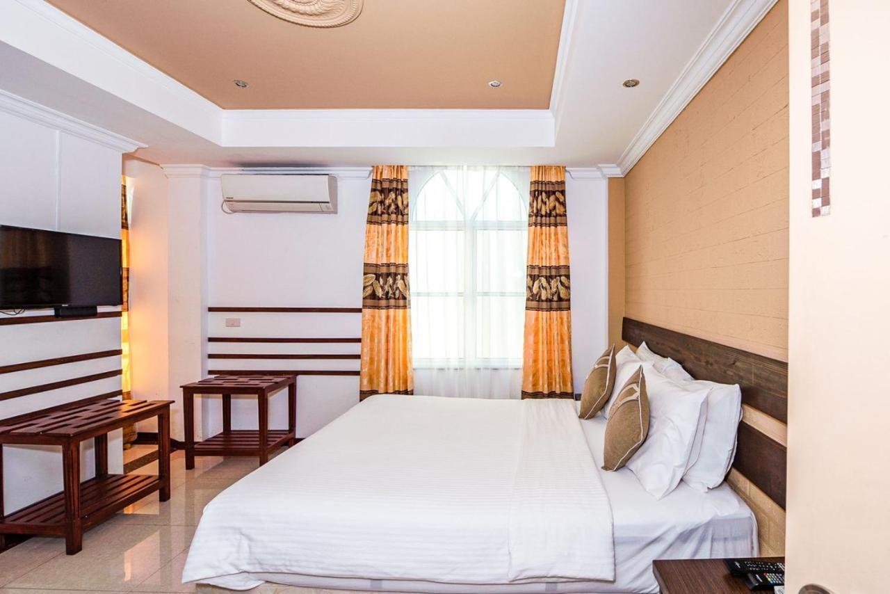 Rij Hulhumale Hotel Екстериор снимка